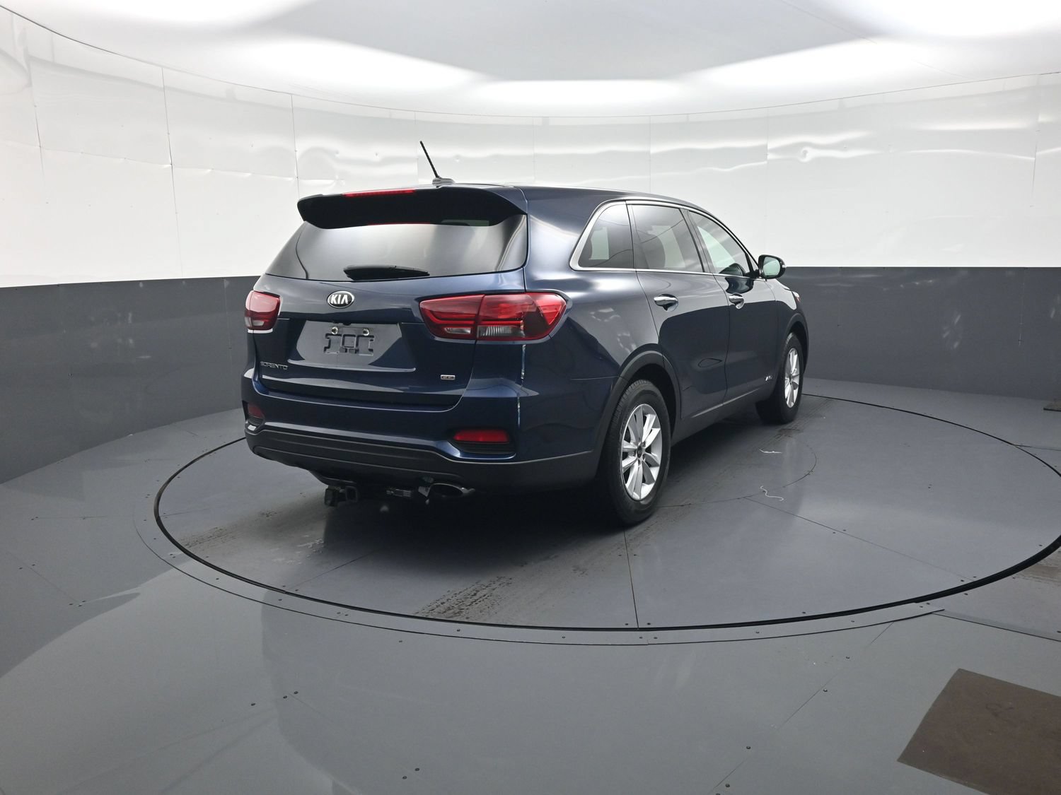 Used 2019 Kia Sorento AWD image 3