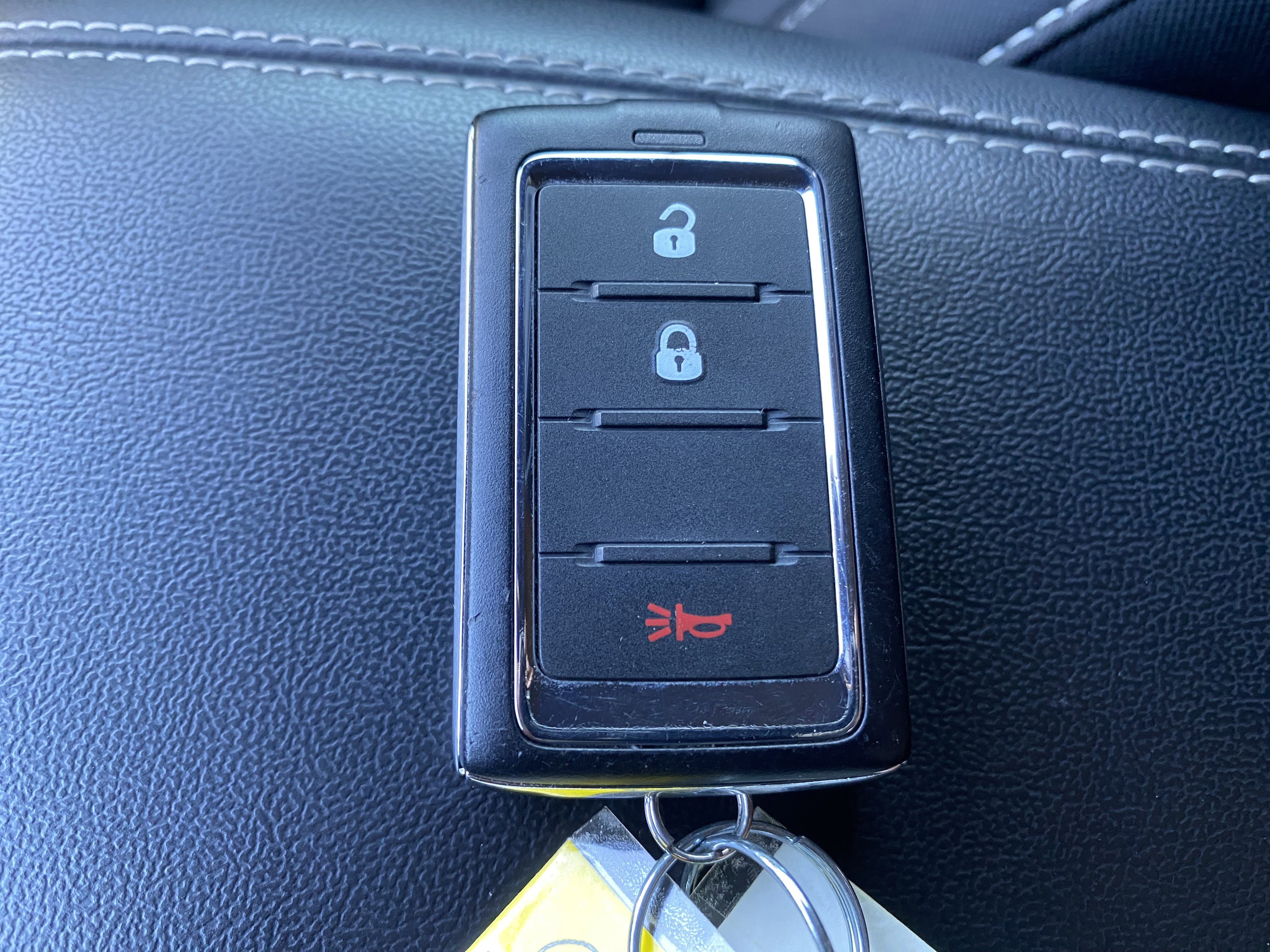 Used 2025 Jeep Grand Cherokee Laredo X image 38