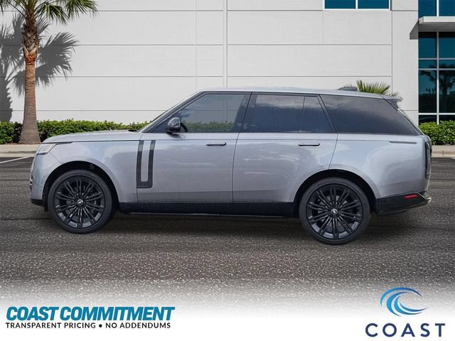 Used 2023 Land Rover Range Rover Autobiography AWD/4WD image 3