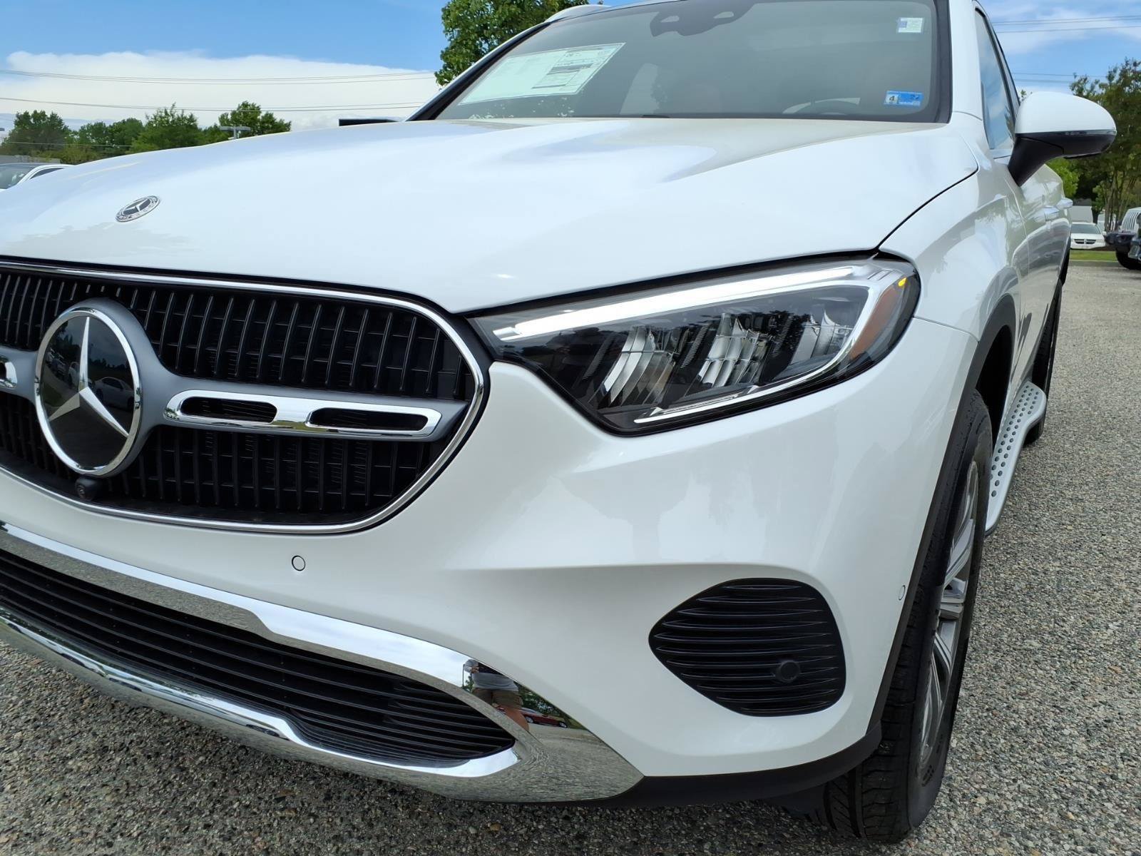 New 2026 Mercedes-Benz GLC 300 4MATIC image 2