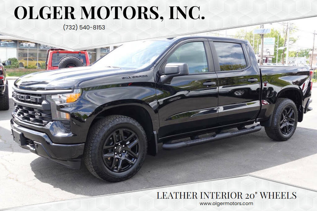 Used 2023 Chevrolet Silverado 1500 Custom w/ LPO, Dark Essentials Package AWD/4WD image 1