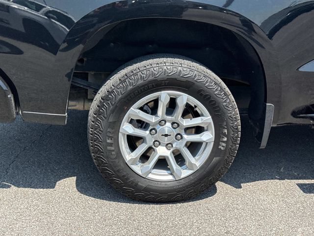 Used 2024 Chevrolet Silverado 1500 RST AWD/4WD image 11