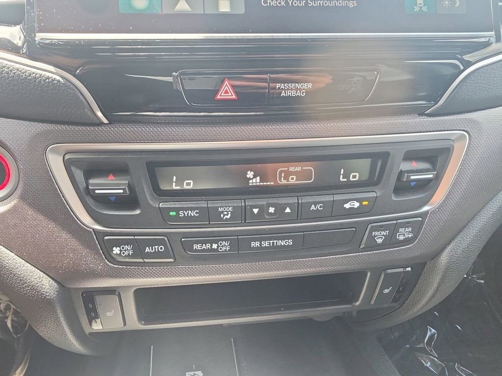 Used 2025 Honda Ridgeline RTL image 17
