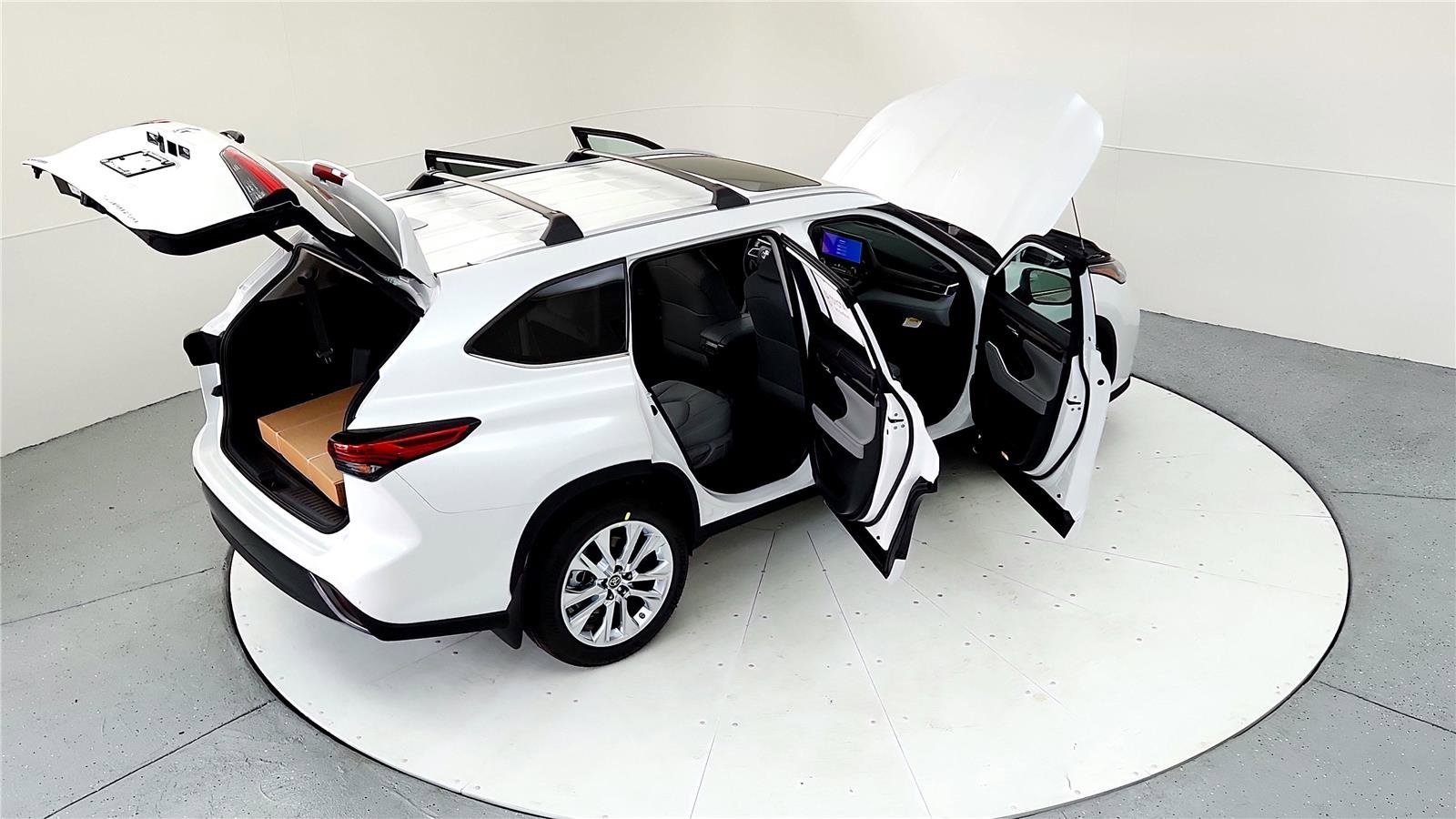 Used 2023 Toyota Highlander Limited image 27