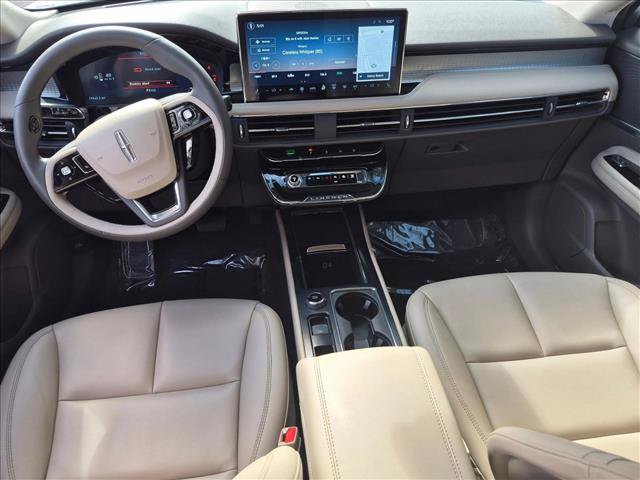 Used 2024 Lincoln Corsair FWD image 18