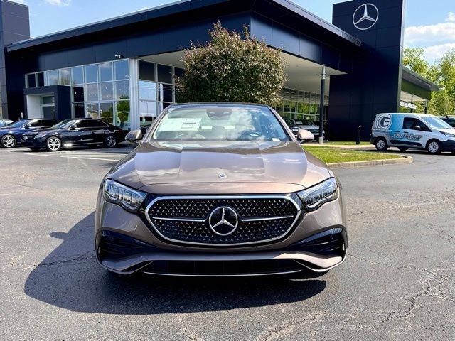 New 2026 Mercedes-Benz E 450 4MATIC Sedan image 3