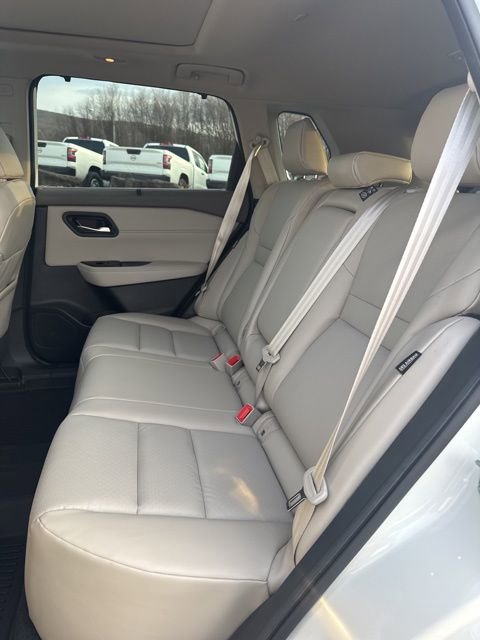 Certified 2023 Nissan Rogue SV w/ SV Premium B Package image 10