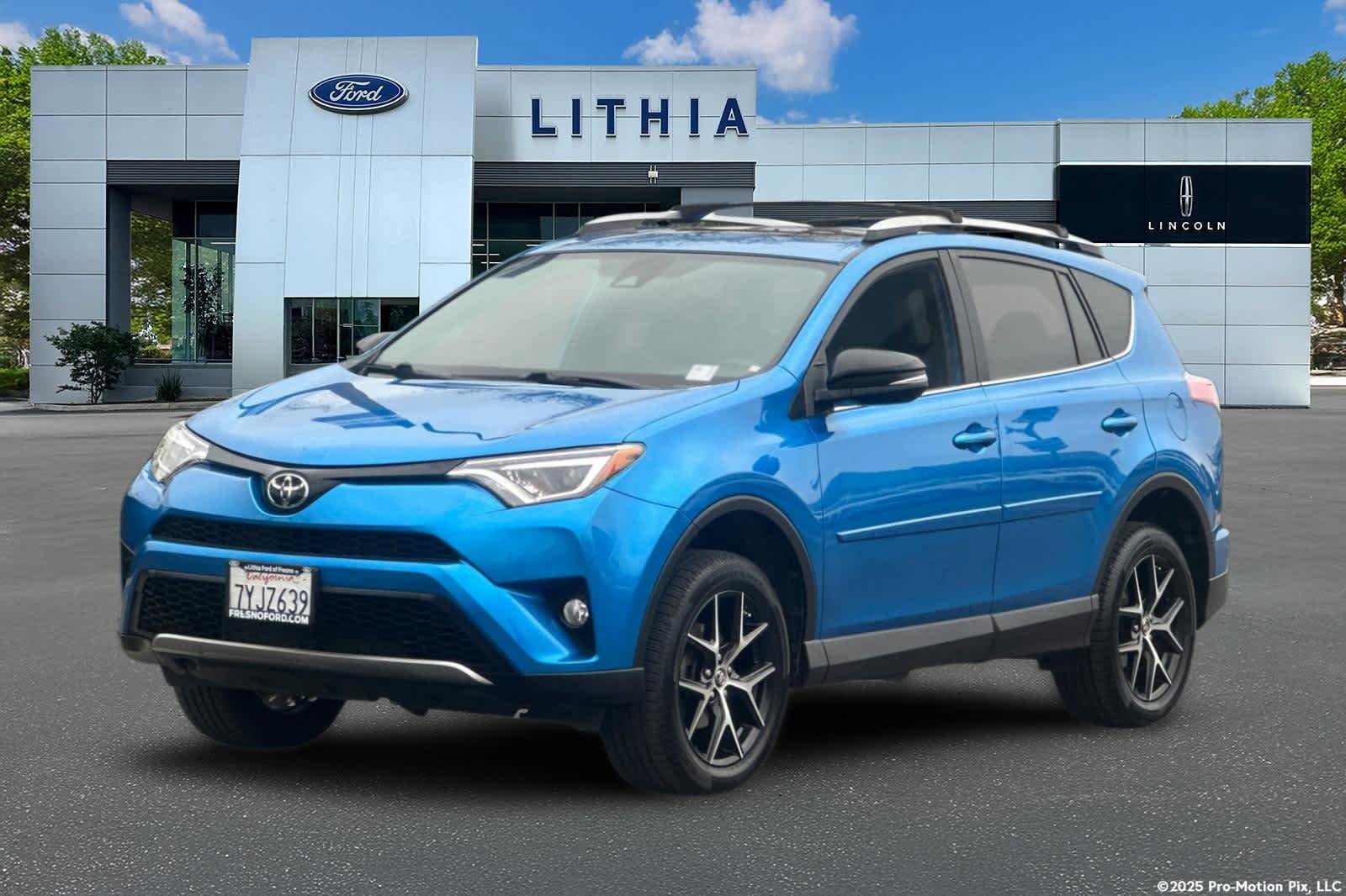 Used 2017 Toyota RAV4 SE