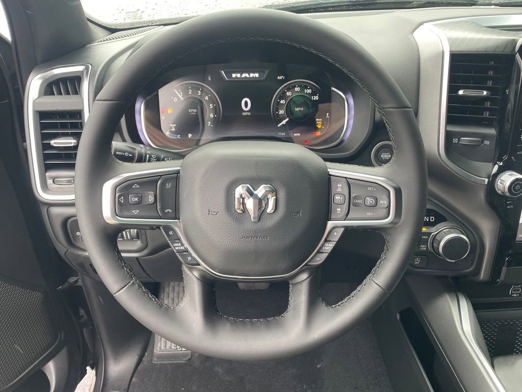 New 2026 RAM 1500 4x4 Crew Cab image 13