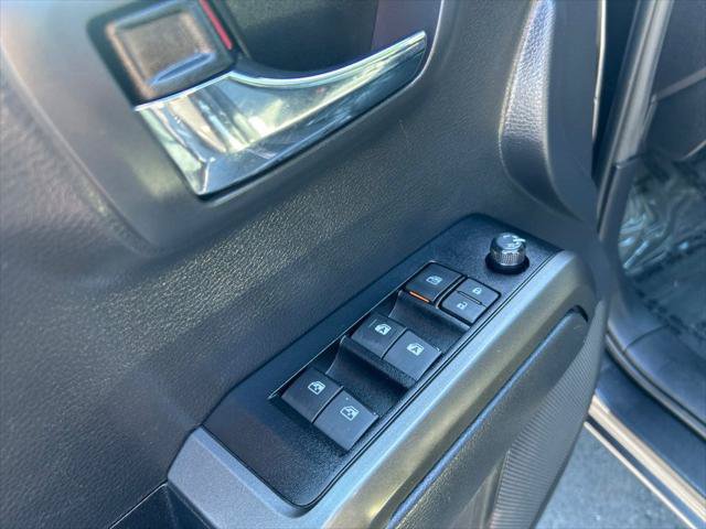 Certified 2023 Toyota Tacoma TRD Sport AWD/4WD image 11