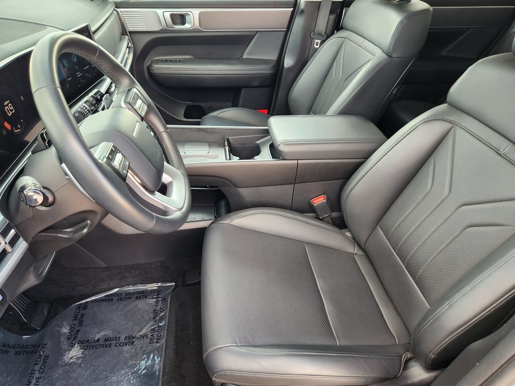 Used 2026 Hyundai Santa Fe SEL FWD image 13