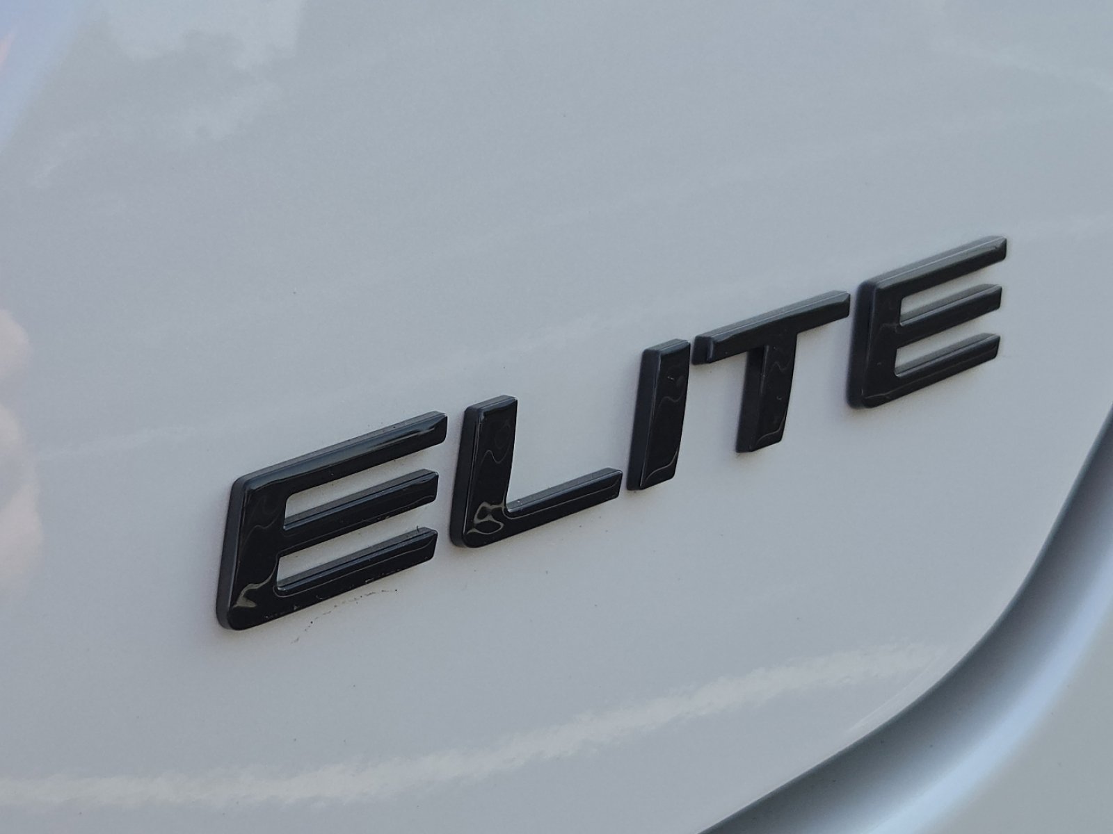 Certified 2024 Honda Pilot Elite image 16