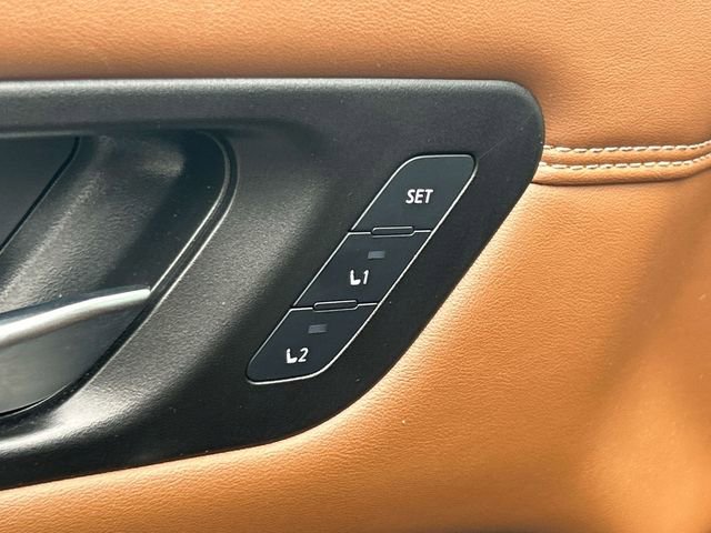 Used 2022 Nissan Pathfinder Platinum w/ Lighting Package (N92) image 28