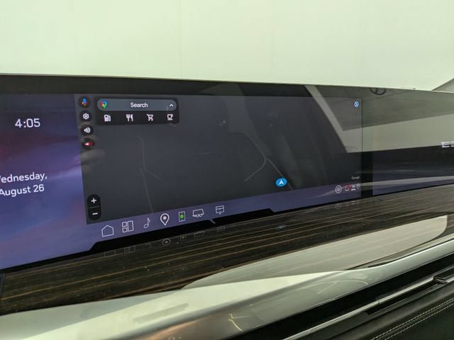 New 2026 Cadillac Escalade Luxury w/ LPO, Floor Liner Package AWD/4WD image 5