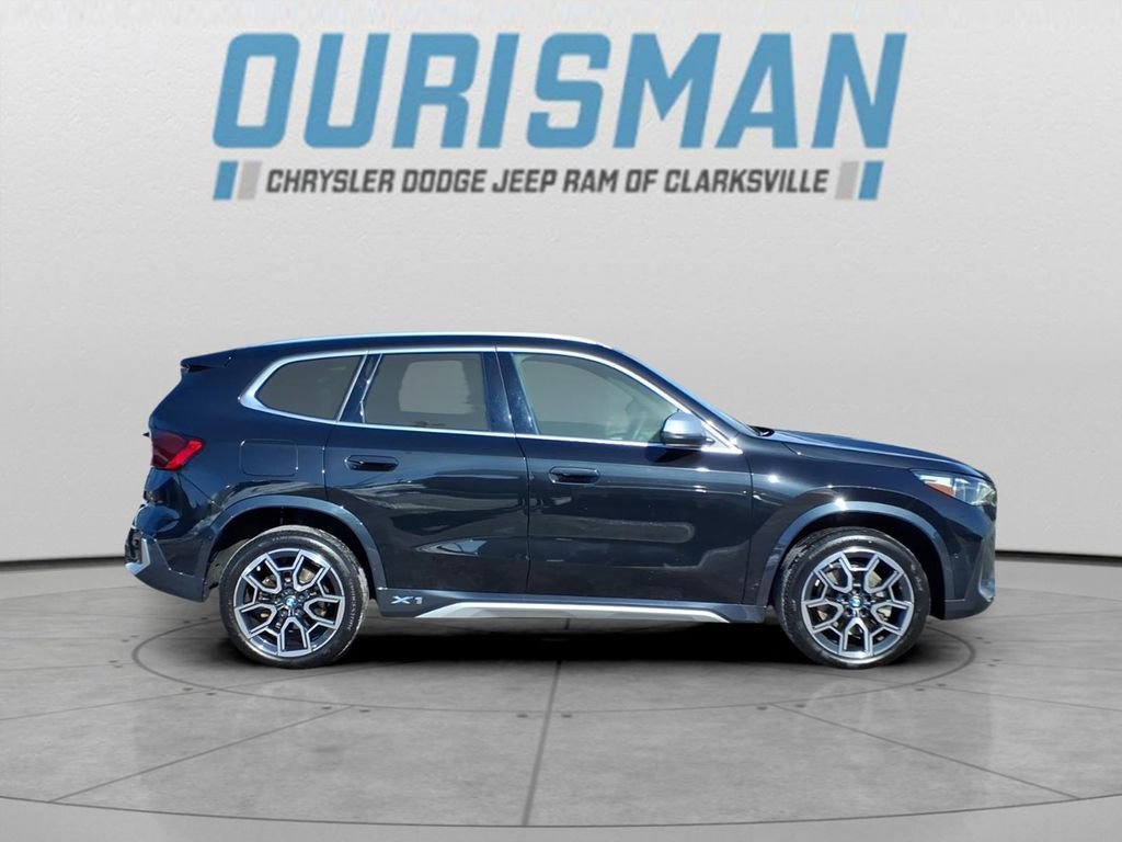 Used 2024 BMW X1 xDrive28i w/ Convenience Package image 2