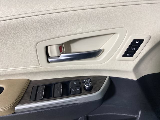 Certified 2021 Toyota Sienna Limited AWD/4WD image 24