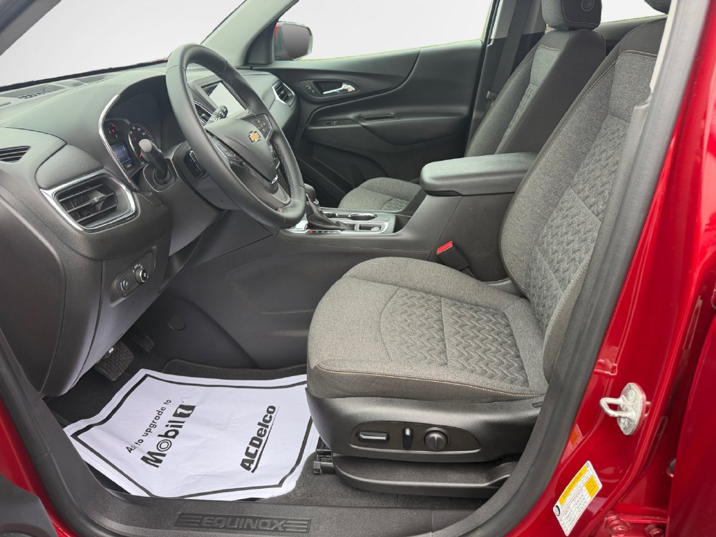 Certified 2024 Chevrolet Equinox LT AWD/4WD image 12
