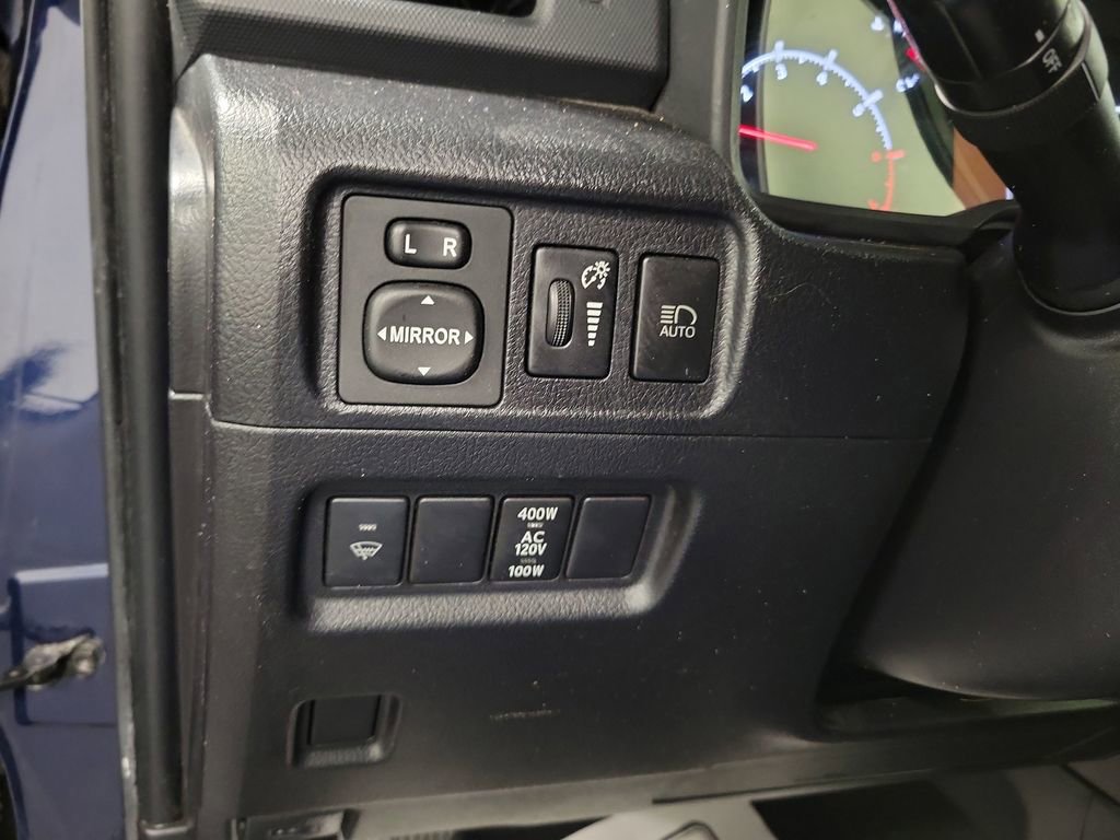 Used 2020 Toyota 4Runner SR5 image 22
