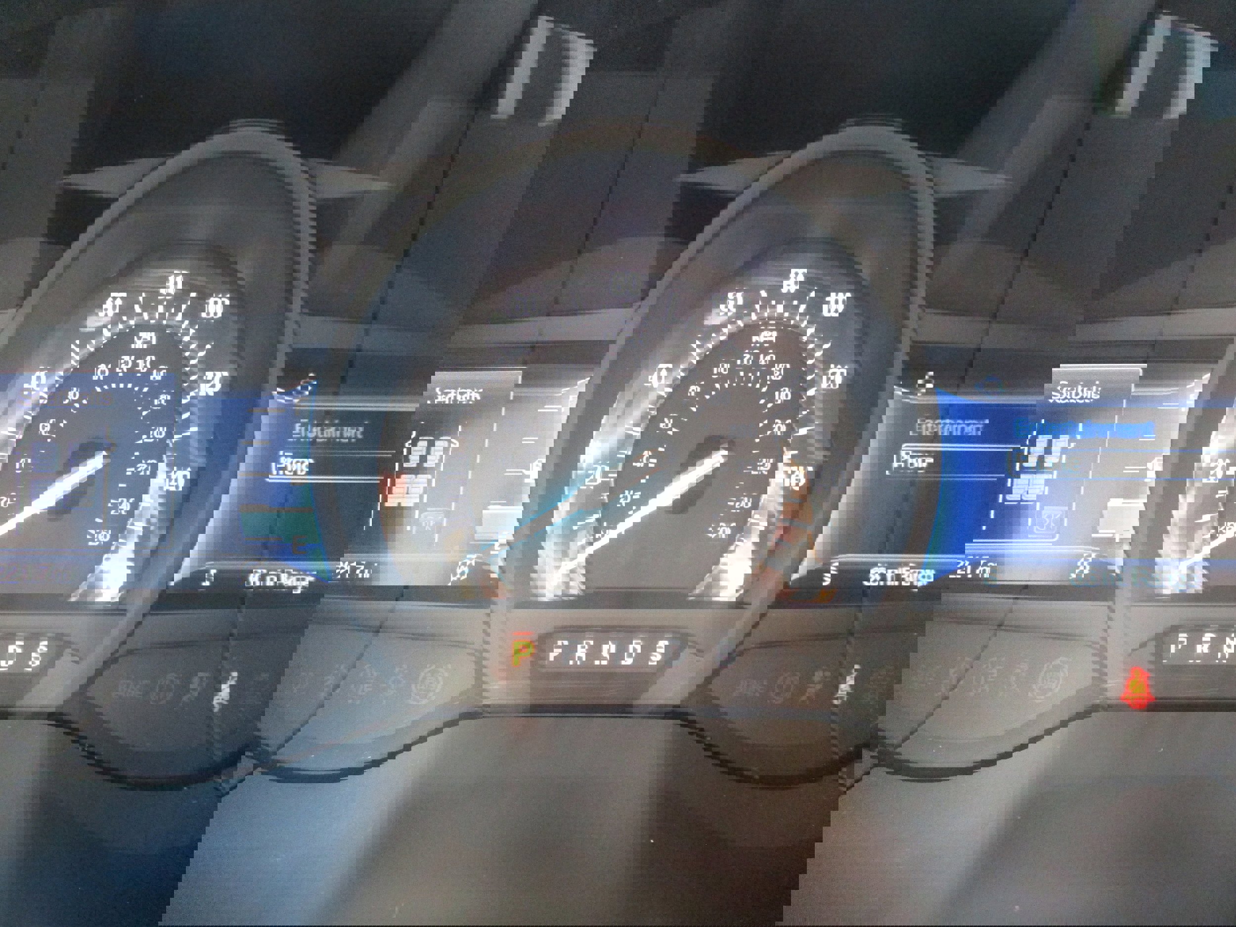 Used 2024 Ford Edge SEL w/ Convenience Package image 18