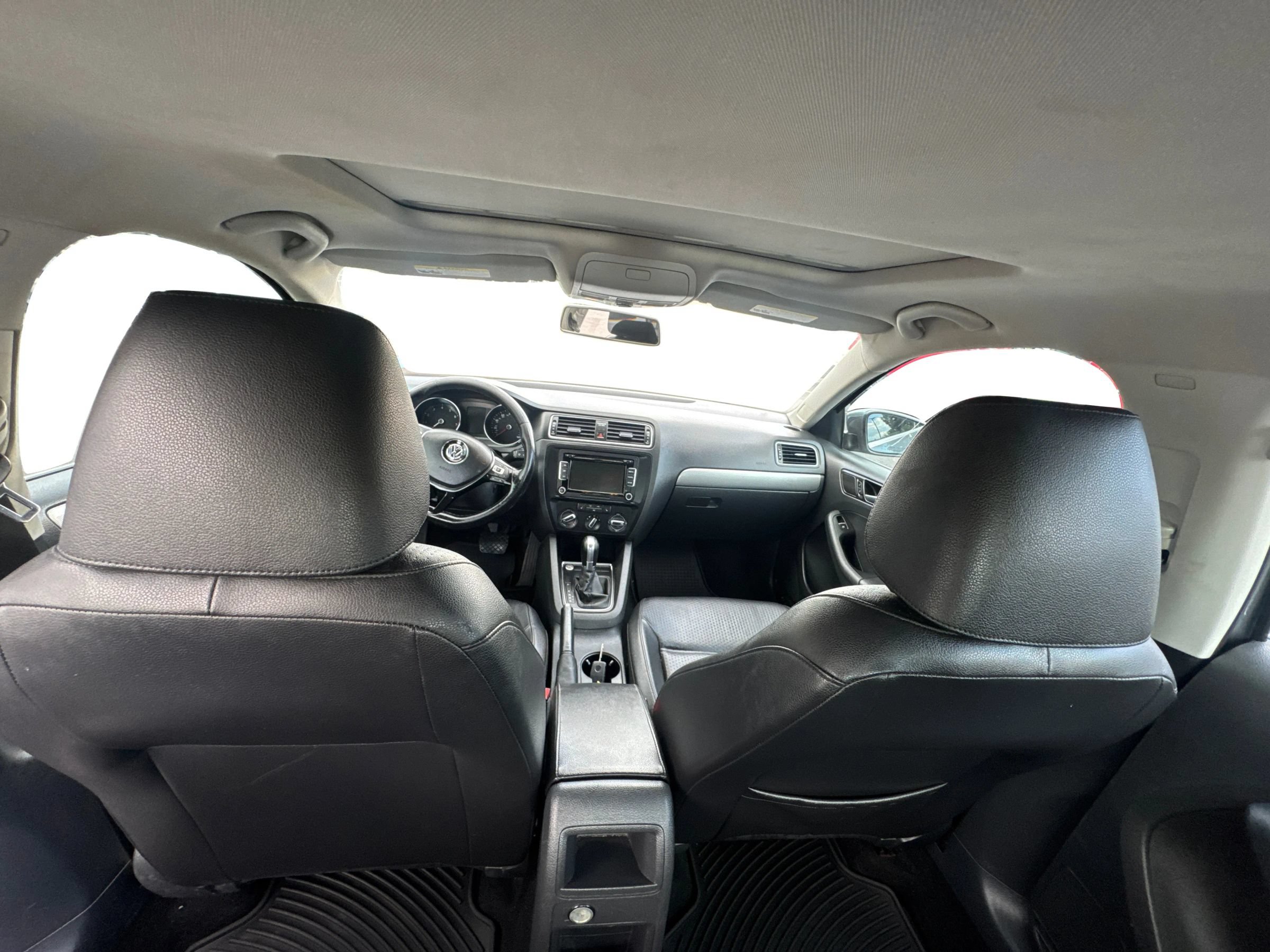 Used 2015 Volkswagen Jetta SE FWD image 23