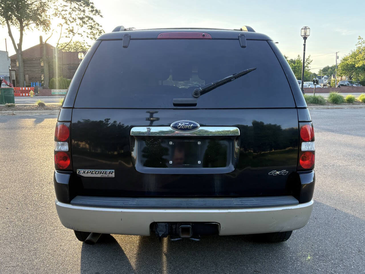 Used 2010 Ford Explorer Eddie Bauer AWD/4WD image 10