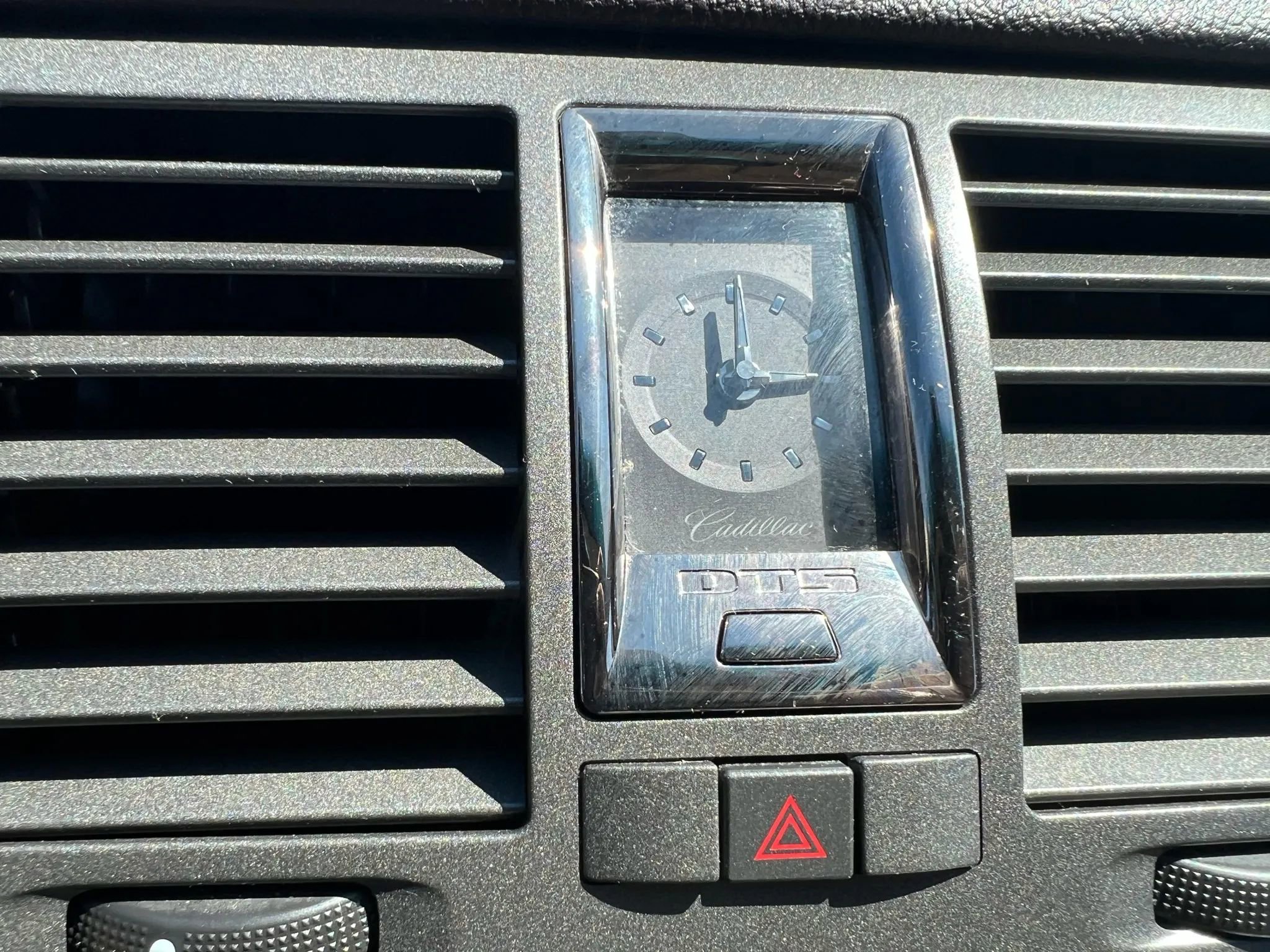 Used 2009 Cadillac DTS w/ Trunk Convenience Package FWD image 51