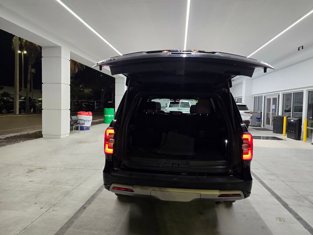 Used 2024 Ford Expedition Limited image 45