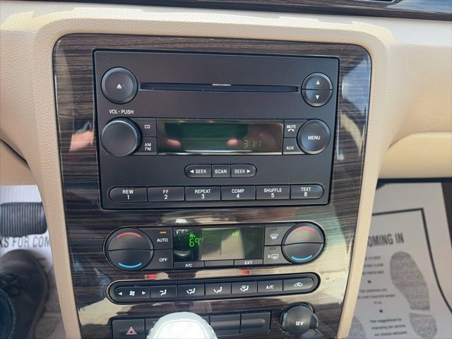 Used 2005 Mercury Montego Luxury image 14