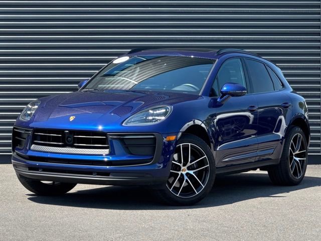 Certified 2026 Porsche Macan AWD/4WD image 1