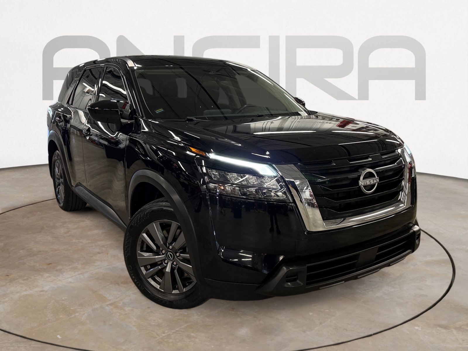 Used 2024 Nissan Pathfinder S FWD image 4