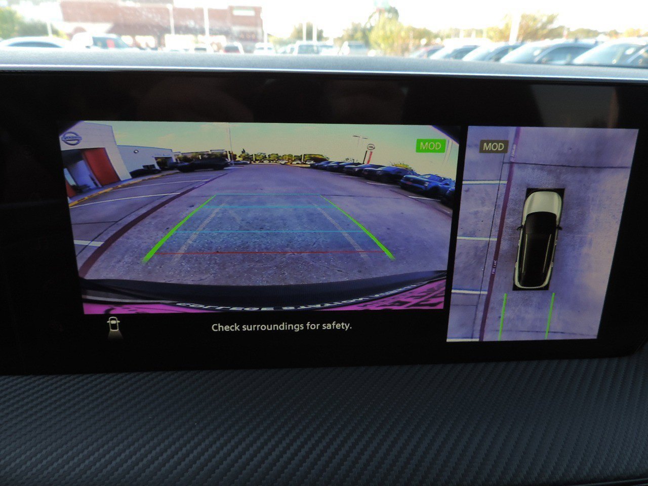 Certified 2025 Nissan Kicks SR FWD image 26