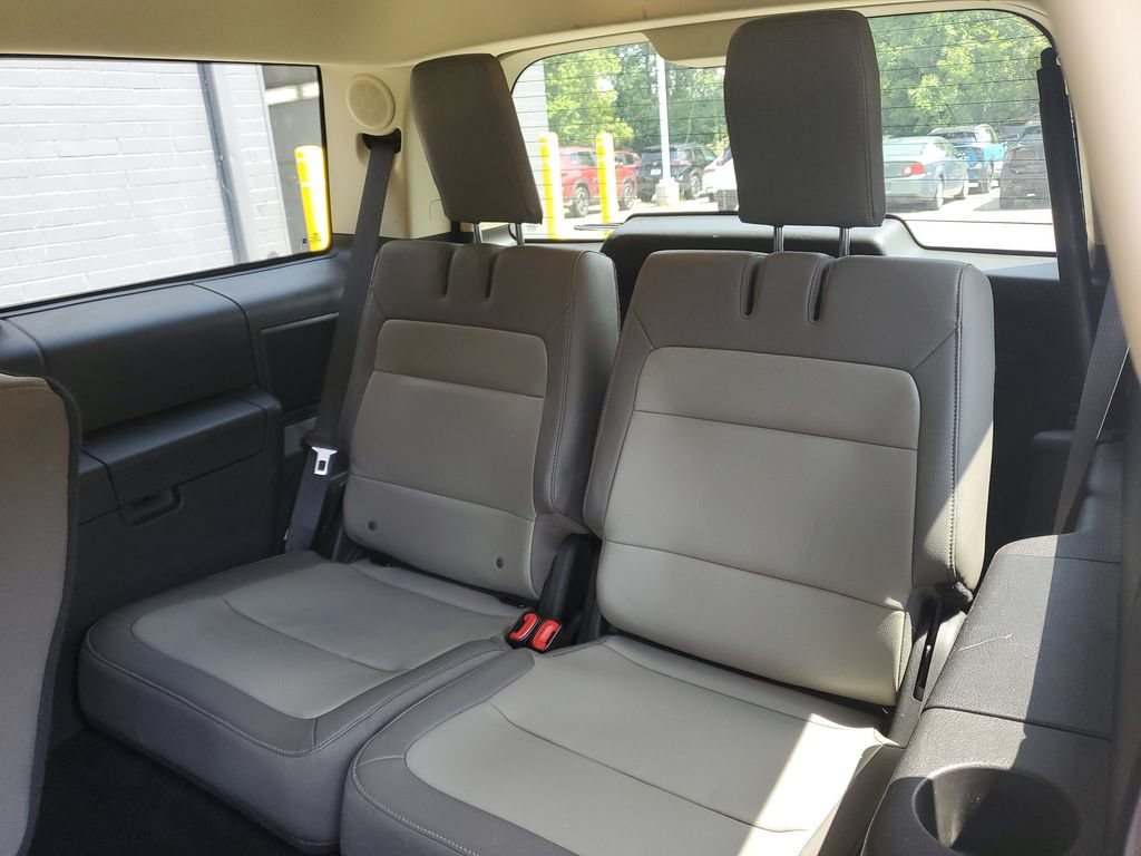 Used 2019 Ford Flex Limited w/ Limited Appearance Package AWD/4WD image 23