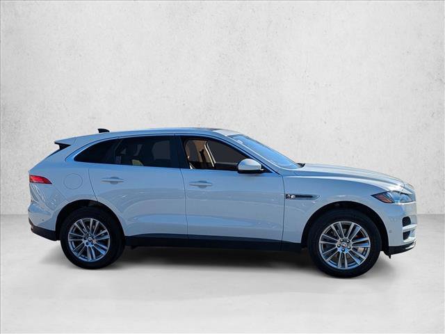 Used 2020 Jaguar F-PACE Prestige image 4