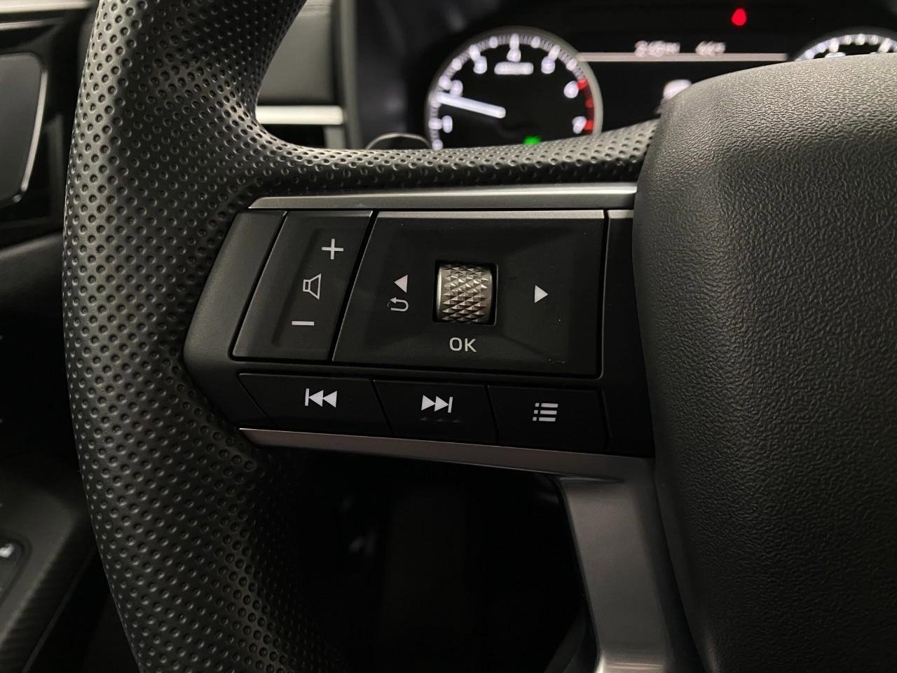 New 2026 Mitsubishi Outlander ES image 15