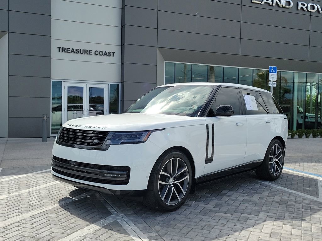 Certified 2024 Land Rover Range Rover SE image 1