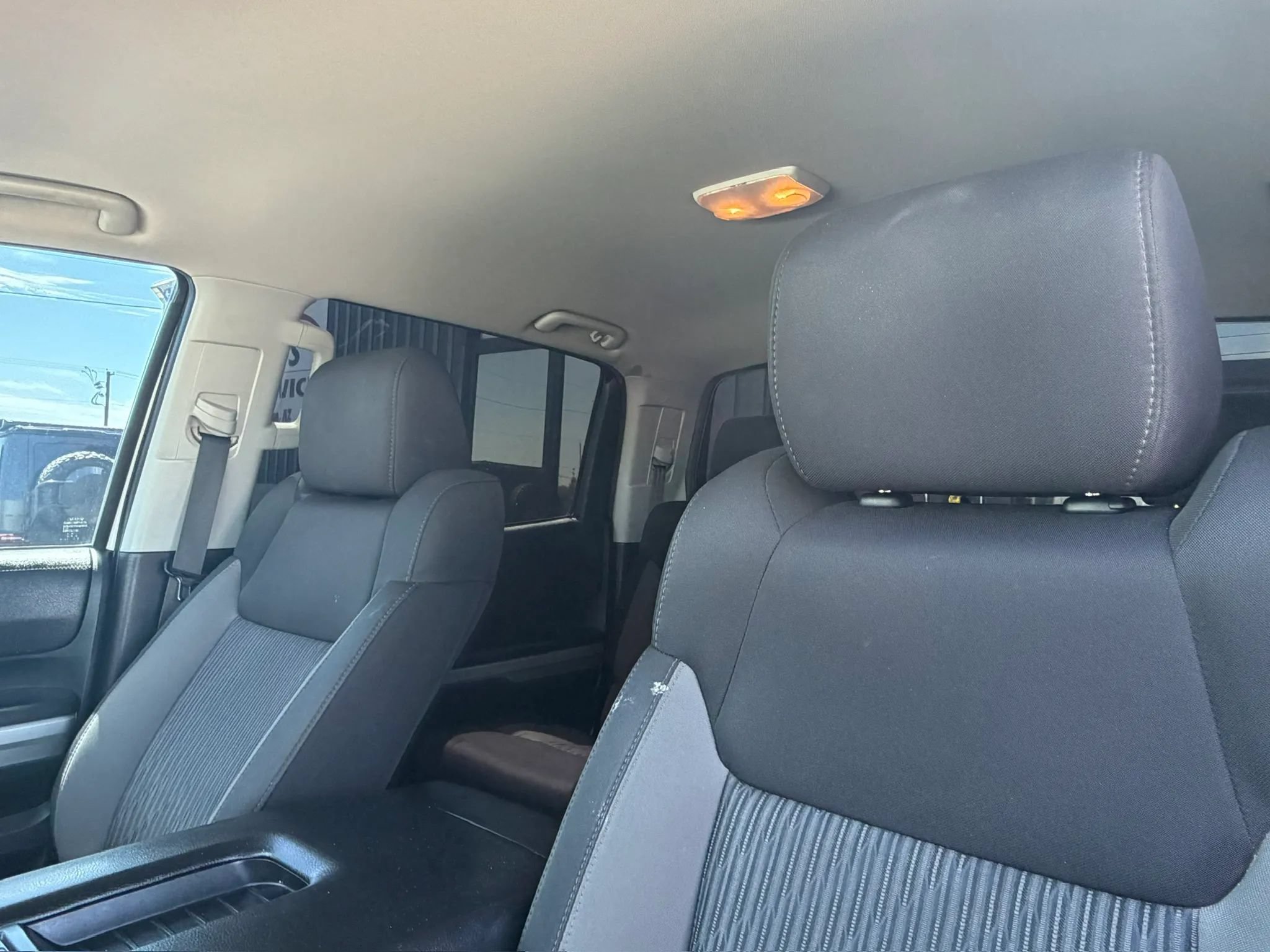 Used 2016 Toyota Tundra SR5 w/ SR5 Upgrade Package RWD image 18