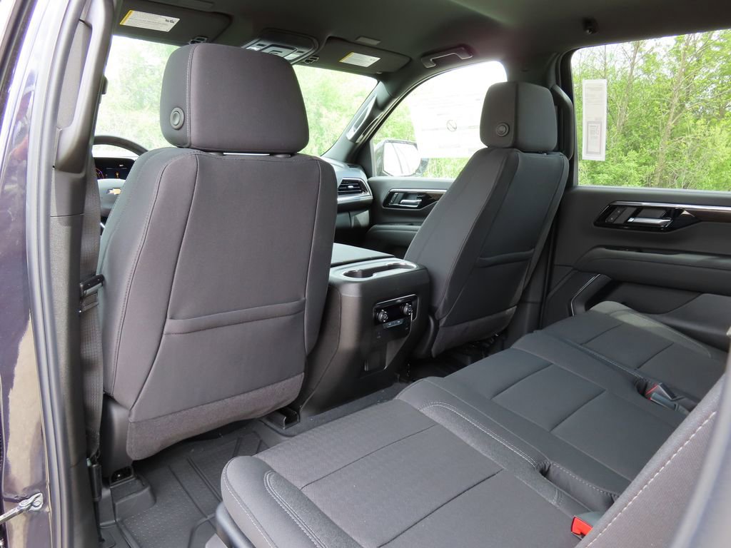 New 2026 Chevrolet Suburban LS AWD/4WD image 23