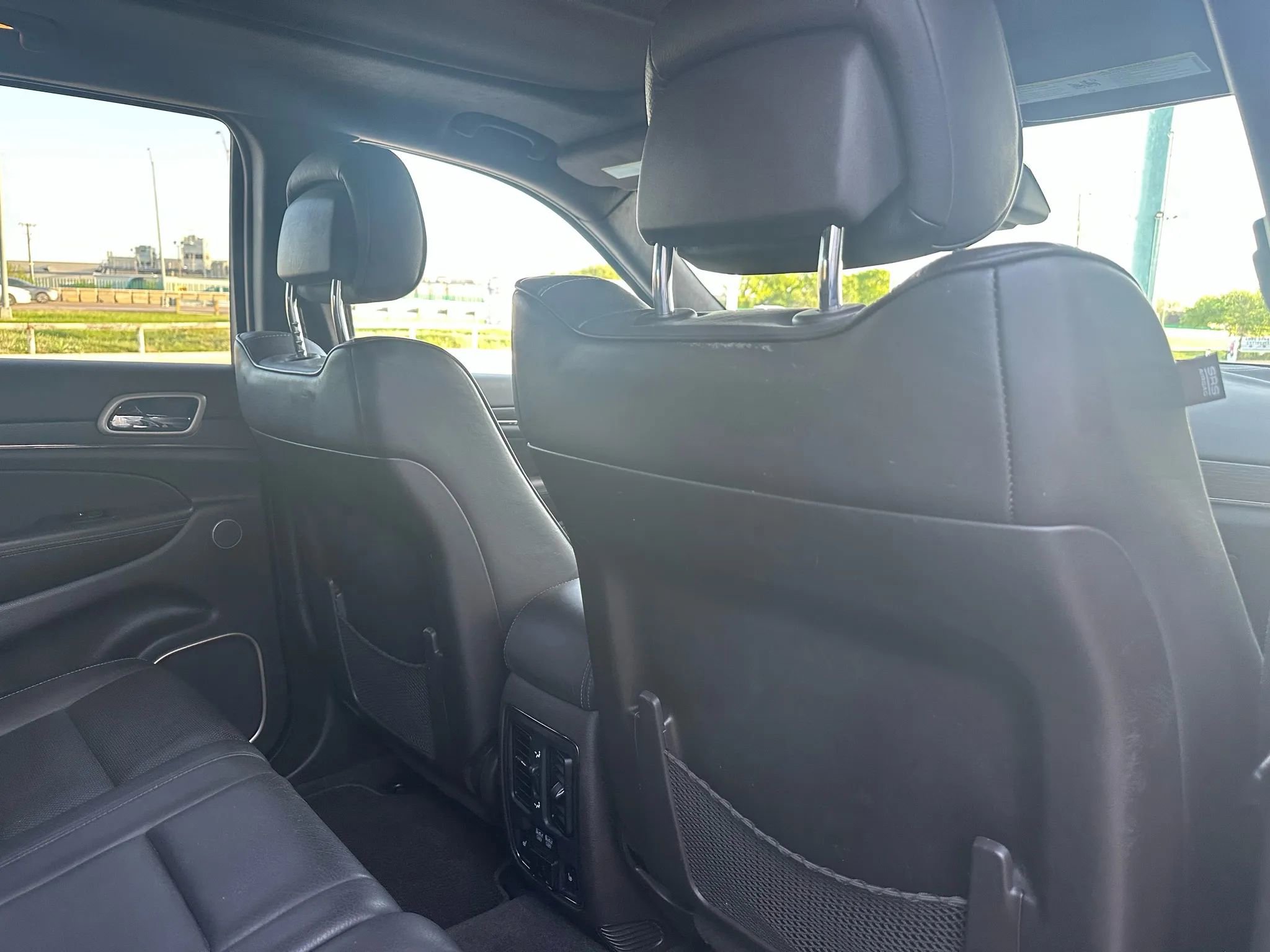 Used 2014 Jeep Grand Cherokee Summit AWD/4WD image 23