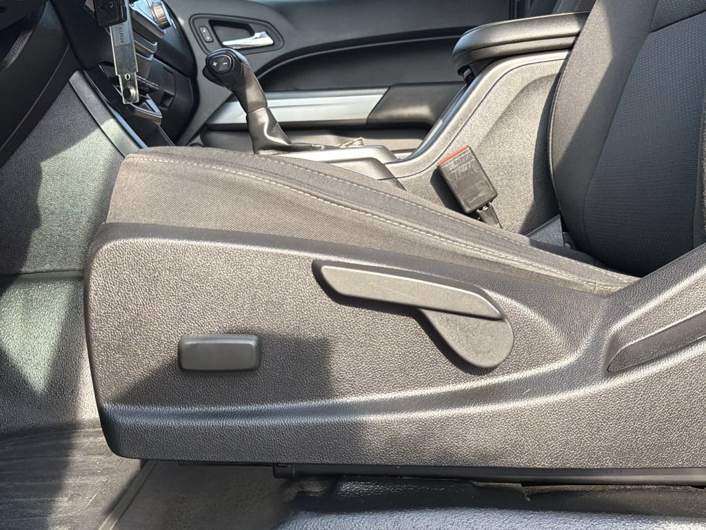 Used 2021 Chevrolet Colorado LT w/ Fleet Safety Package RWD image 17