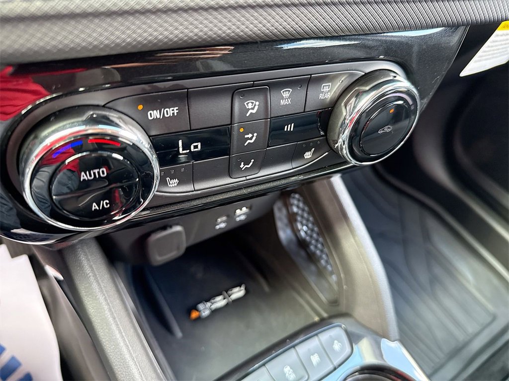 New 2025 Chevrolet TrailBlazer LT w/ Convenience Package image 18