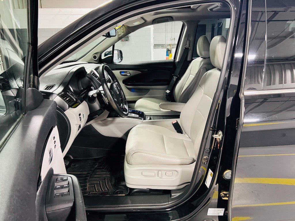 Used 2017 Honda Pilot Touring image 25