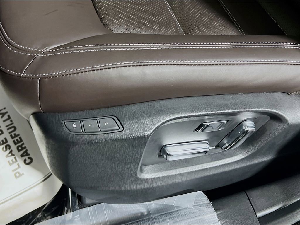 Used 2025 MAZDA CX-5 Signature image 16