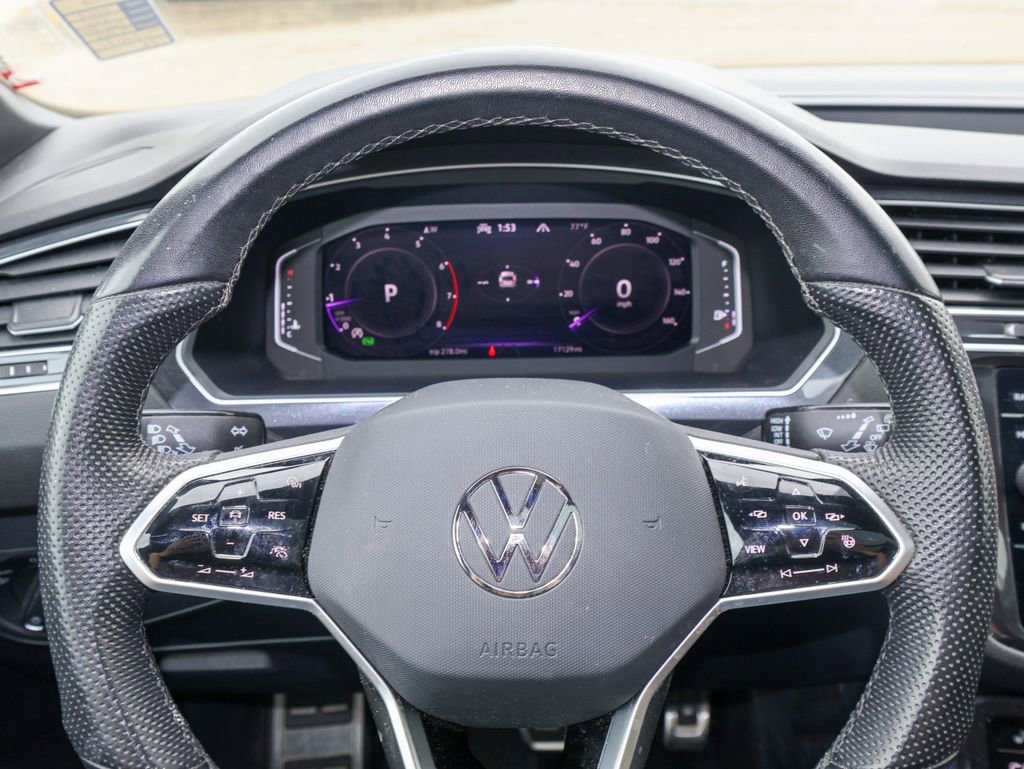 Certified 2024 Volkswagen Tiguan SEL R-Line AWD/4WD image 22