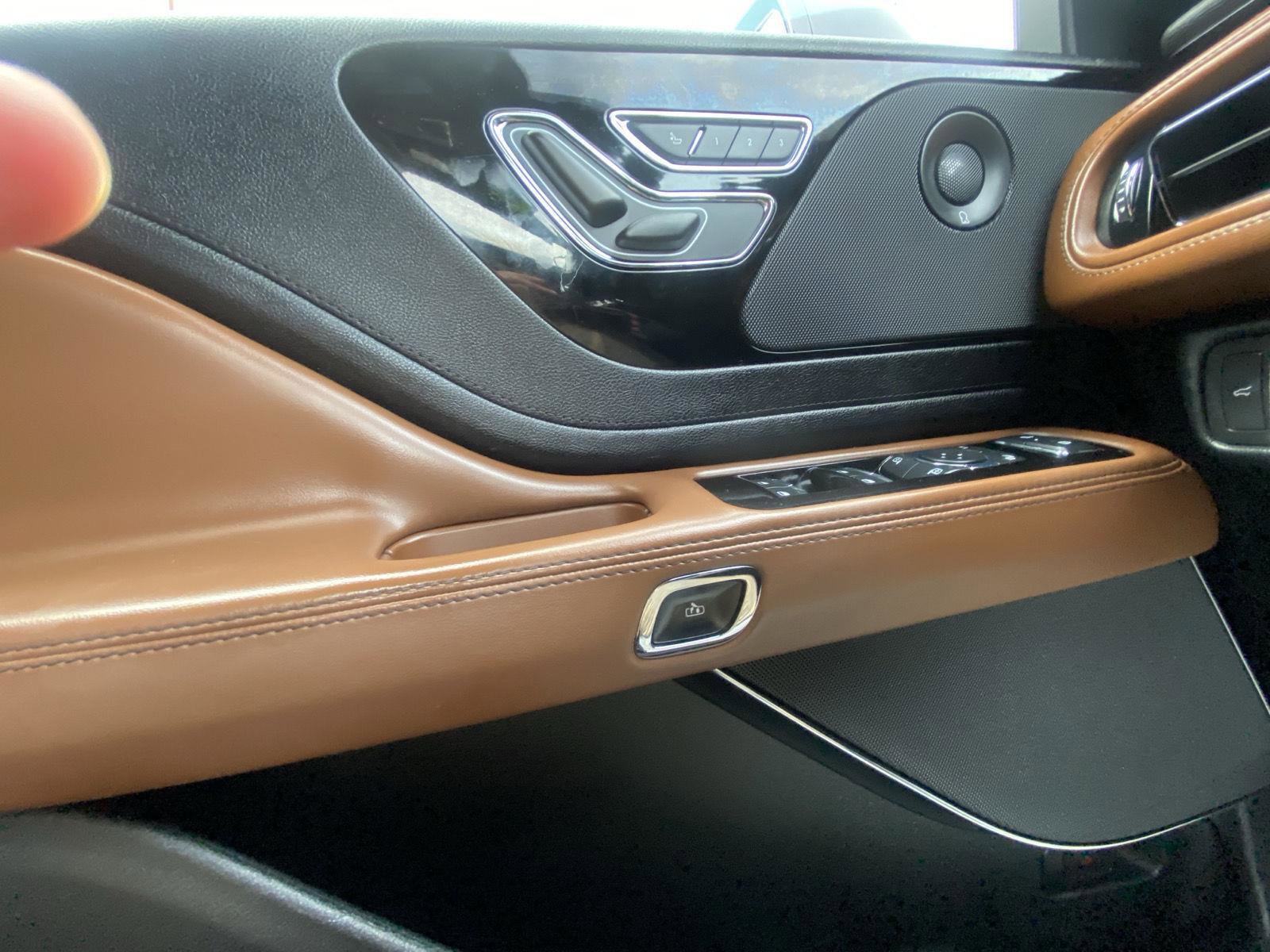 Used 2021 Lincoln Aviator Reserve w/ Equipment Group 201A image 10