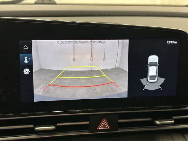 Used 2023 Hyundai Elantra Limited w/ Cargo Package FWD image 23