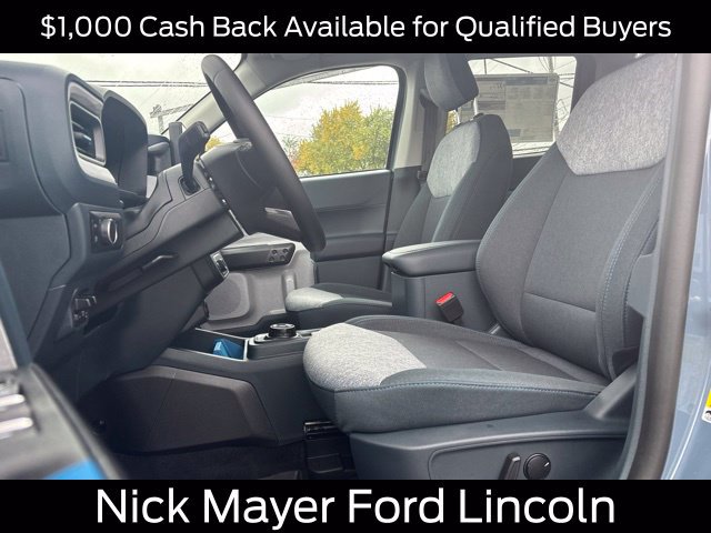 New 2026 Ford Maverick XLT w/ Equipment Group 301A AWD/4WD image 2