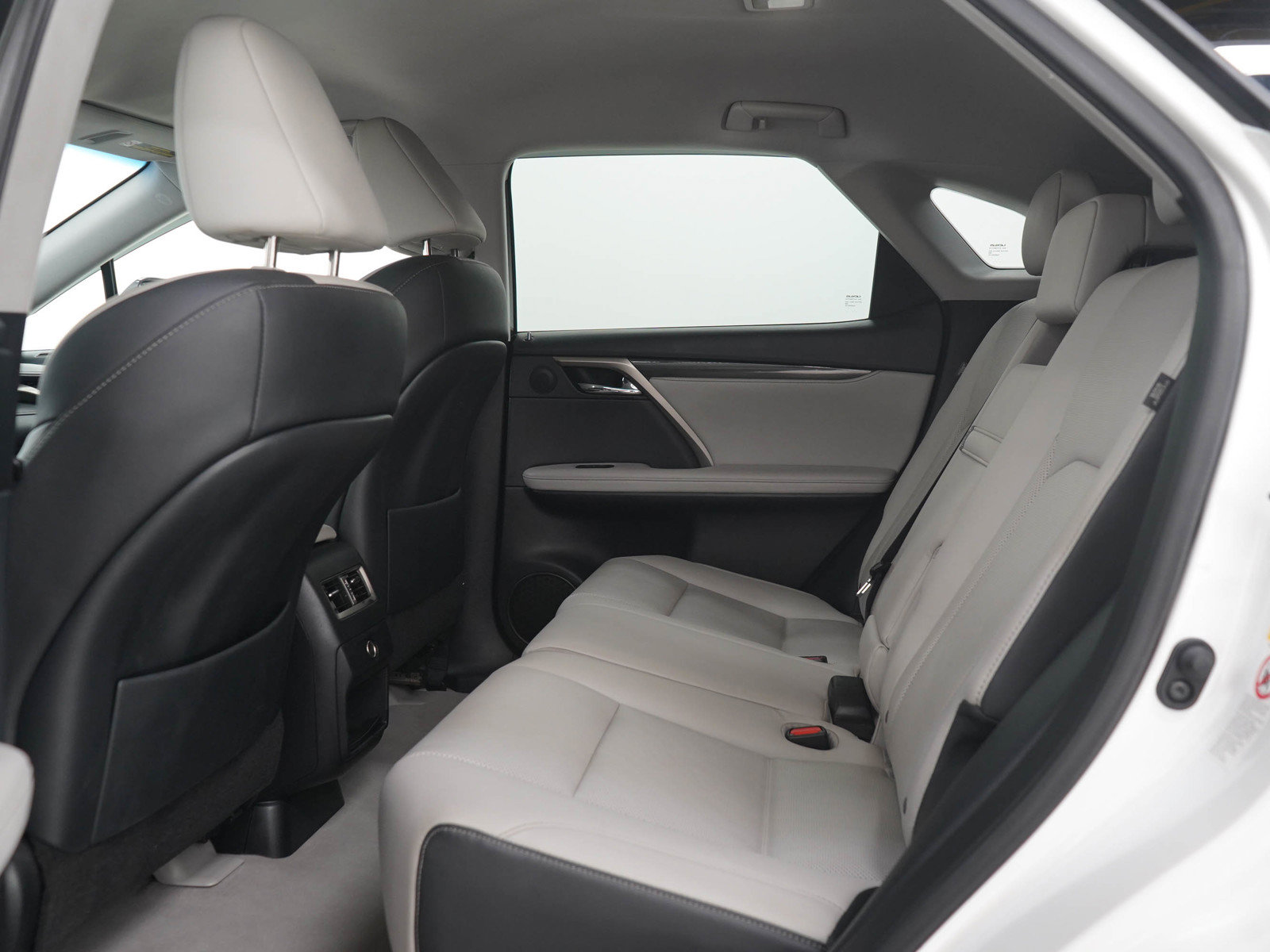Used 2018 Lexus RX 350 AWD w/ Accessory Package image 15
