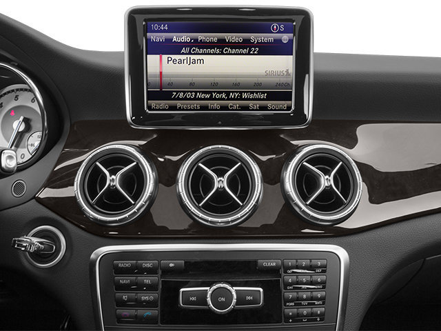 Used 2014 Mercedes-Benz CLA 250 4MATIC image 12