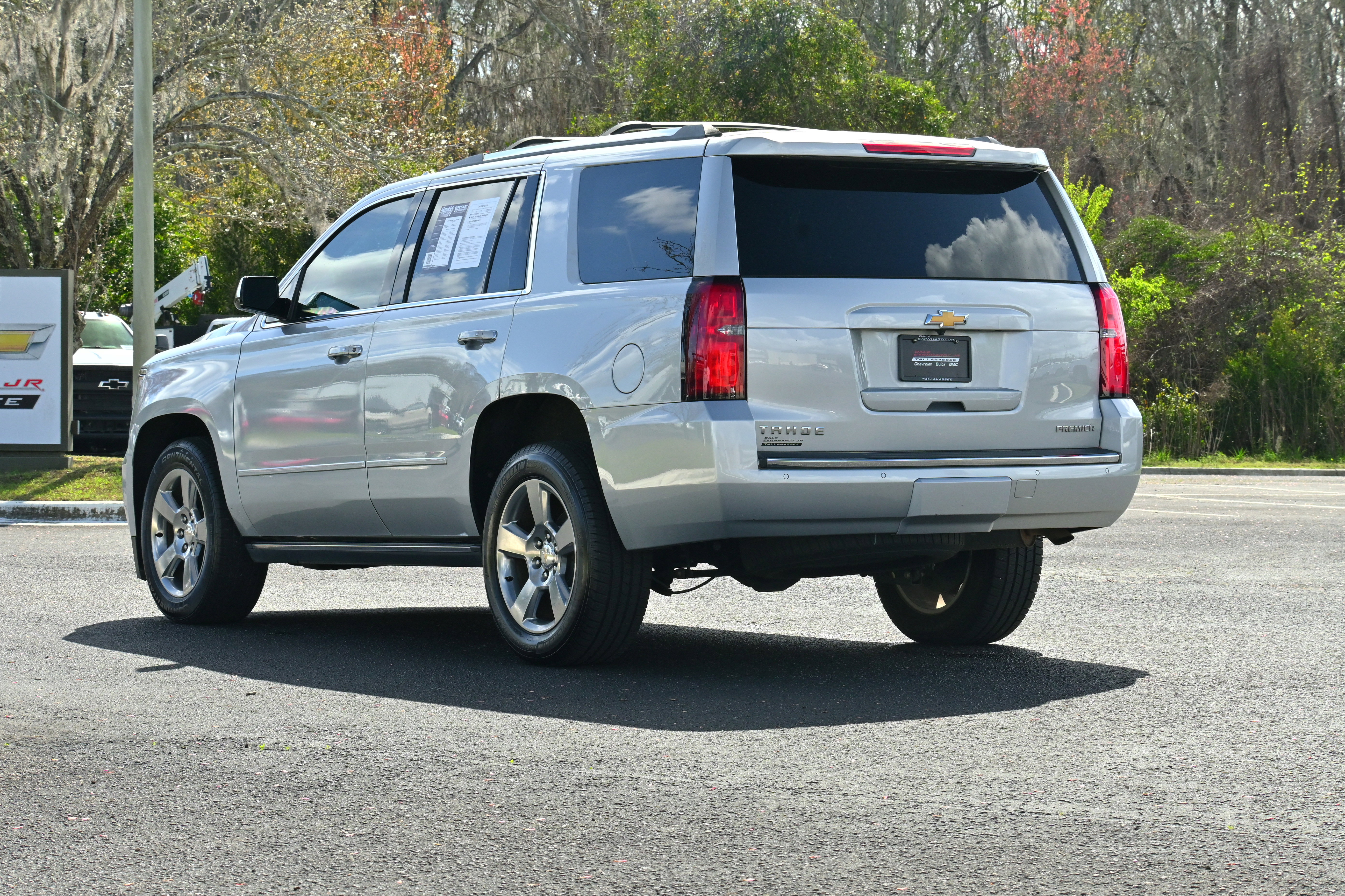 Used 2019 Chevrolet Tahoe Premier image 3