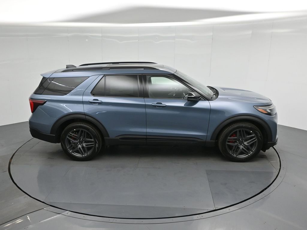 New 2026 Ford Explorer ST w/ Sun And Sound Package image 43